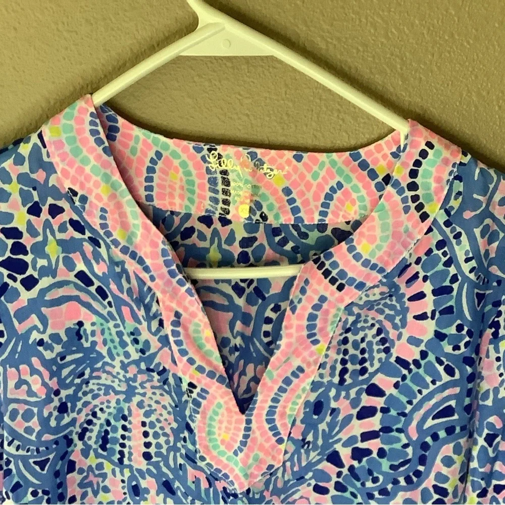Lilly Pulitzer Amelia Island Tunic in Tic Tac Toe Tile Print, Size XS - Picture 3 of 10